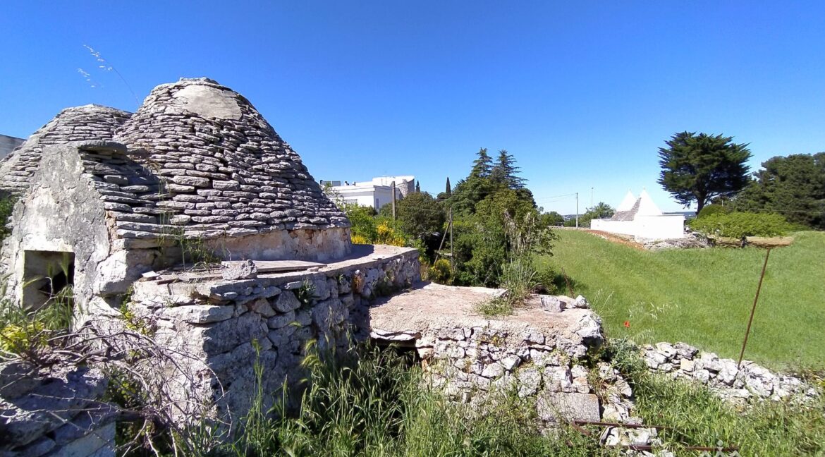 vendesi trulli martina franca (2)